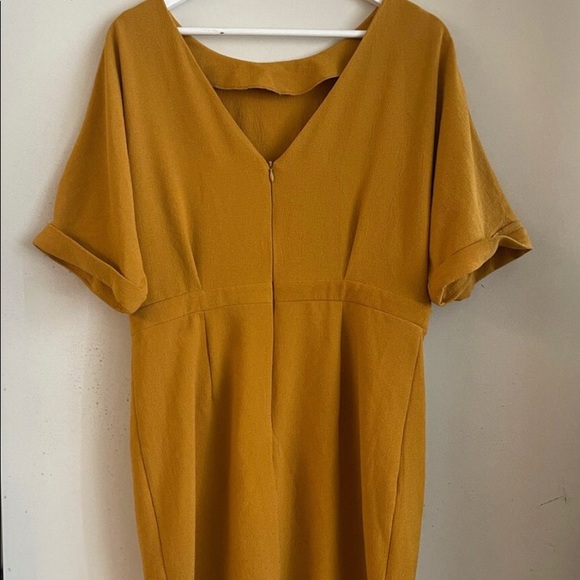 ASOS Curve NWT Gold Wiggle Midi Dress US size 22 - Picture 4 of 9
